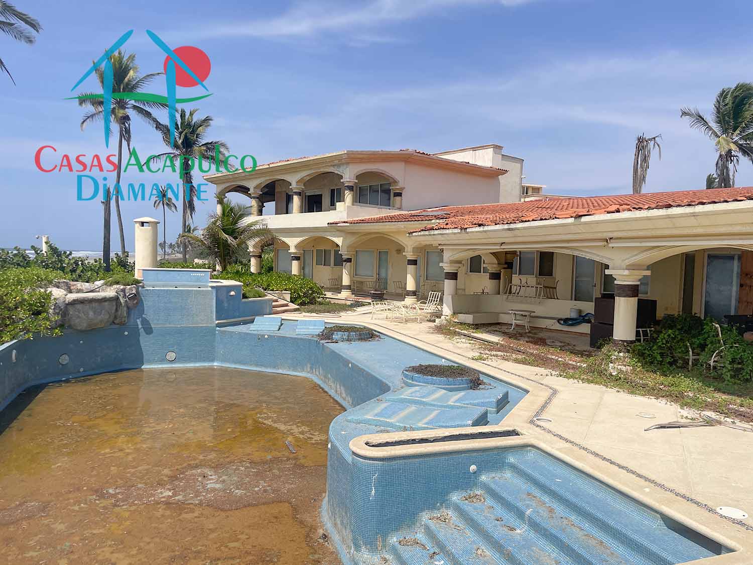 Tres Vidas Villa Universal - Fachada 5